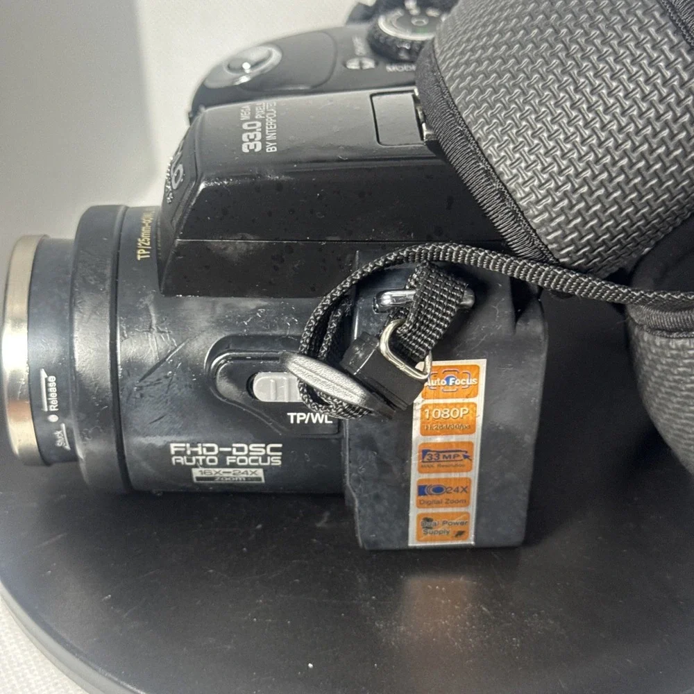 (4021-2) Polo D3200 Sharpshots‎ Camera